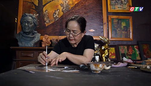 Họa sĩ Hồ Thị Xuân Thu với sắc màu Tây Nguyên trong tranh