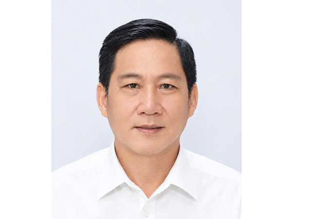 Mang quê hương theo những mùa thơ